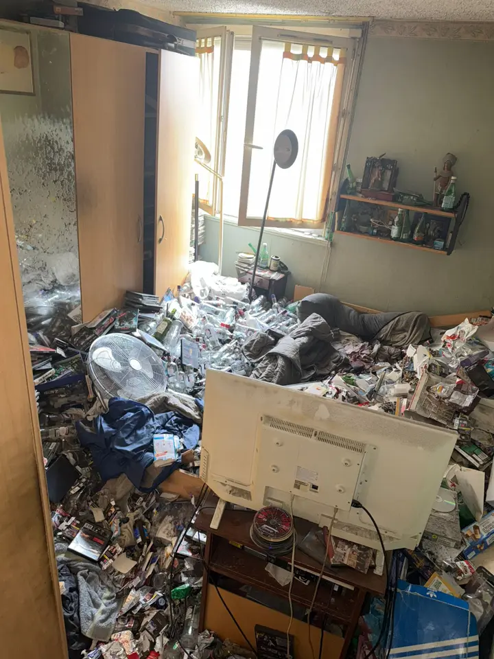 Logement encombré avant l’intervention de nos équipes